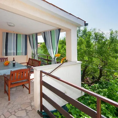 Guest House Ljubica Medulin Exterior photo