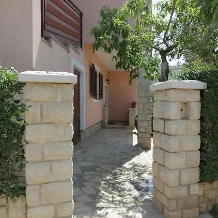 Guest House Ljubica Medulin Exterior photo